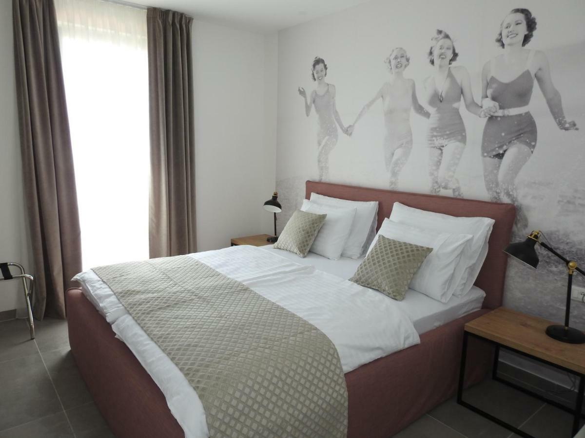 Luxury Apartments Magali Ровінь Екстер'єр фото
