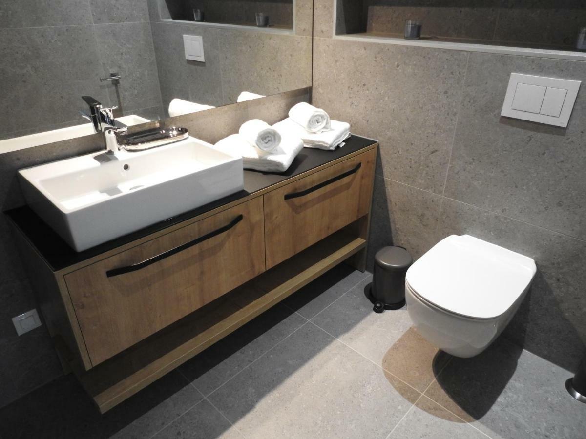 Luxury Apartments Magali Ровінь Екстер'єр фото
