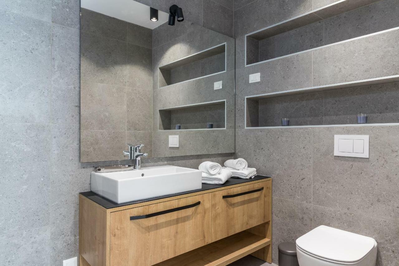Luxury Apartments Magali Ровінь Екстер'єр фото